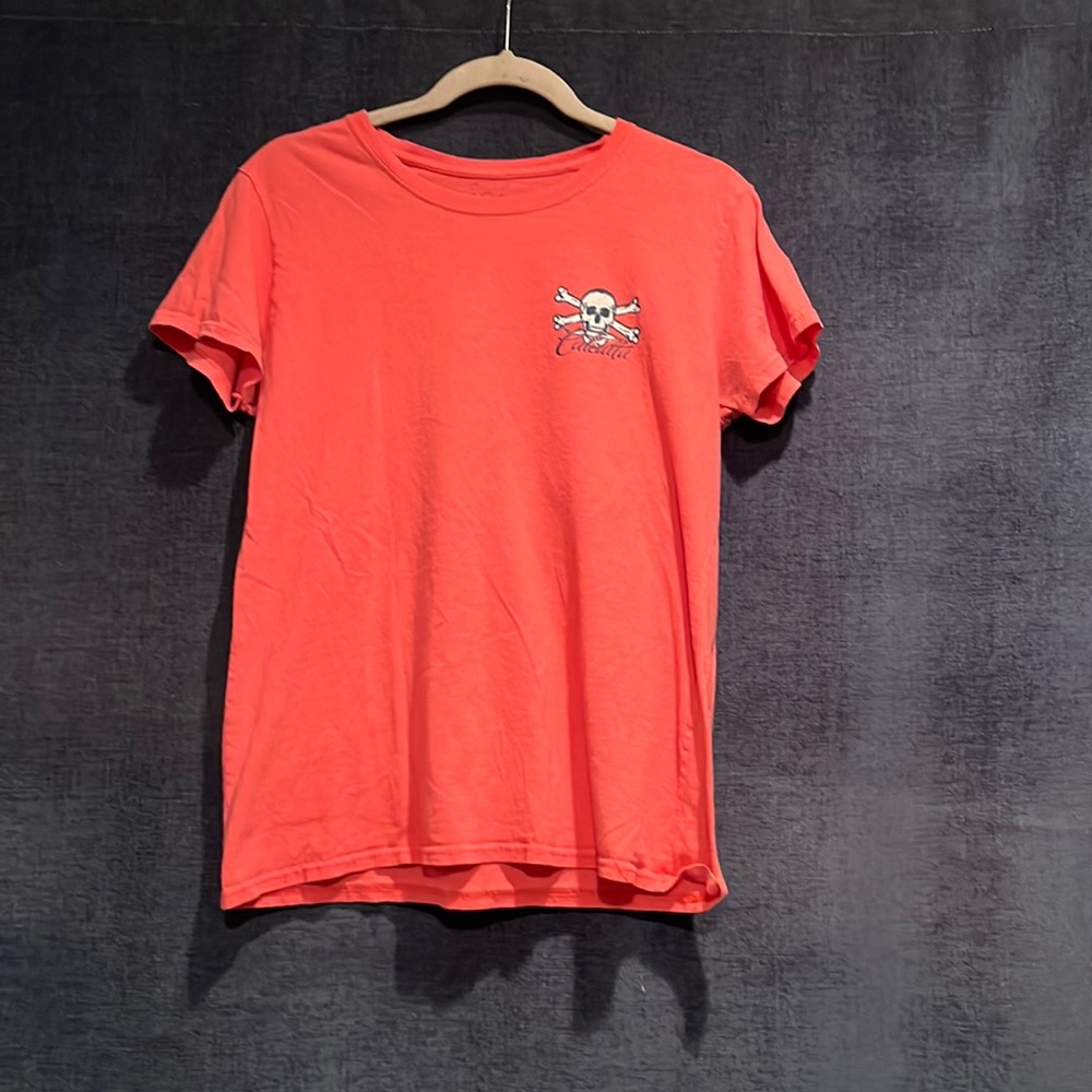 Calcutta Ladies t shirt. Size L. In great shape.
